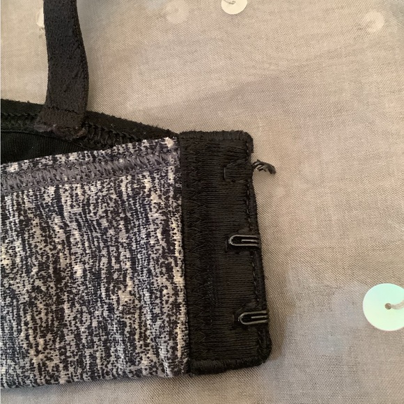 PINK VS ~ Sports Bra - Picture 7 of 9